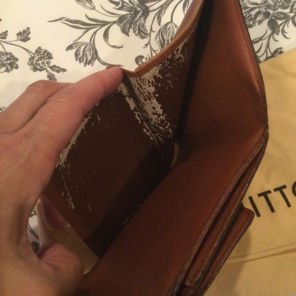 Louis Vuitton small trifold wallet - Picture 5 of 8